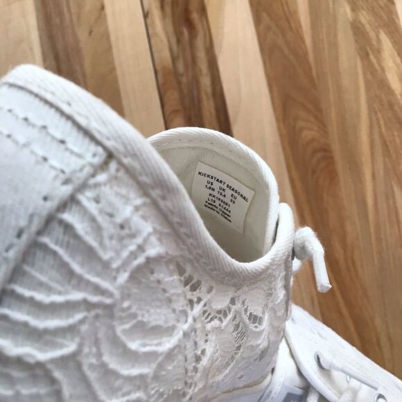 Keds Ecru Shoes Sneekers Lace Pattern New In The Box - Picture 7 of 10